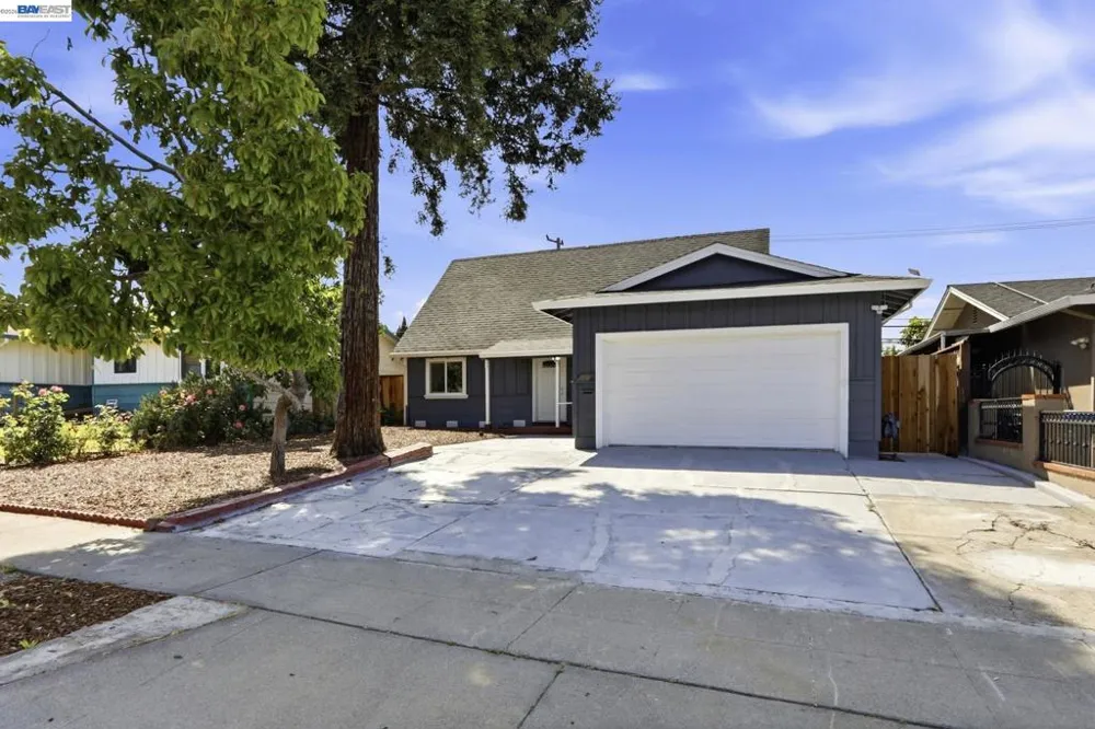 3074 Capewood LN San Jose, CA 95132