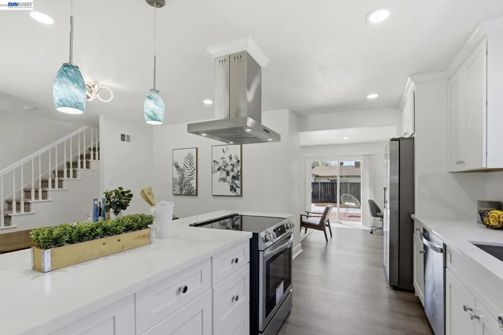 3074 Capewood LN San Jose, CA 95132
