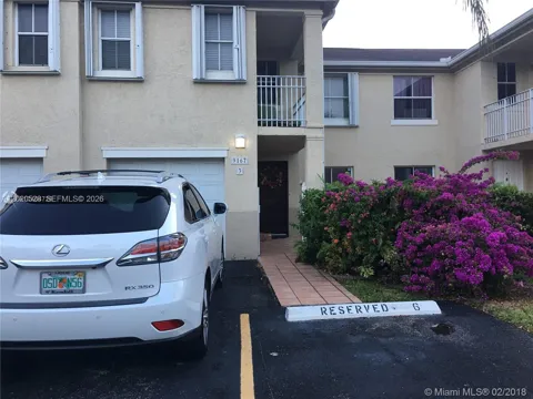 9167 Fontainebleau Blvd #3