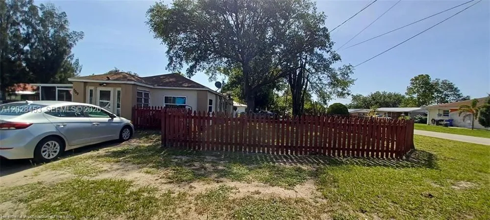 509 S Florida Ave Avon Park, FL 33825