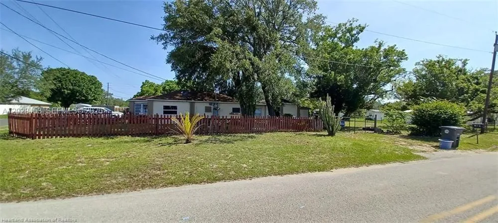 509 S Florida Ave Avon Park, FL 33825