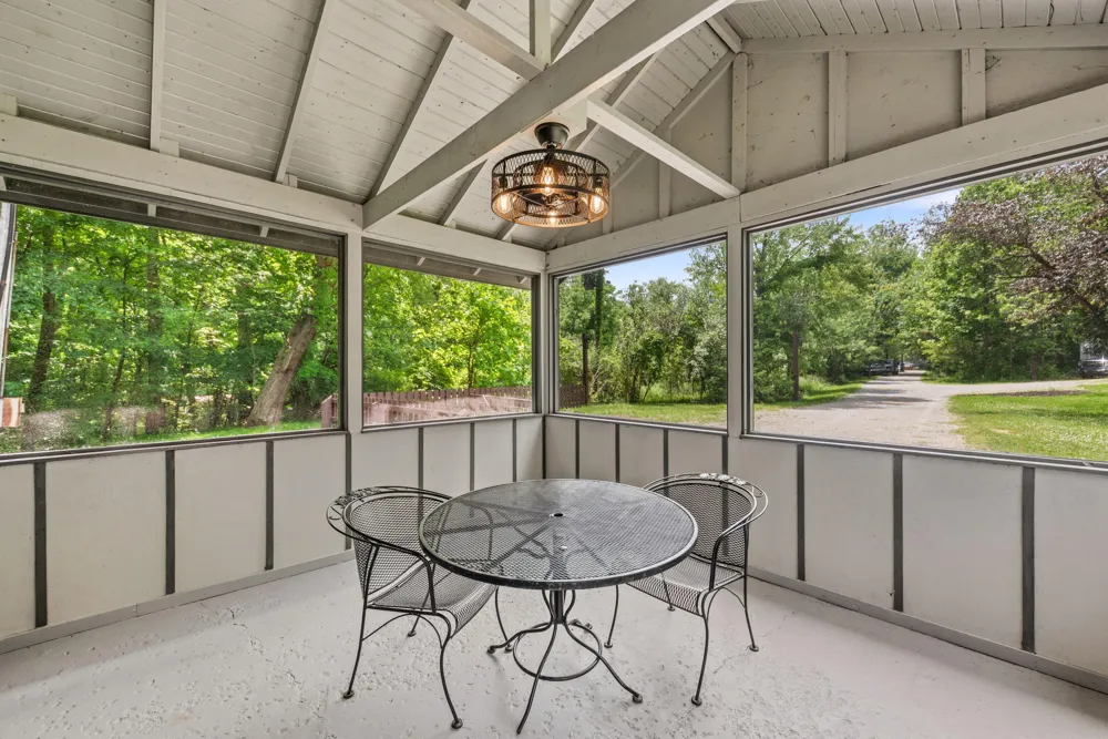 12241 Flynn Road Sawyer, MI 49125