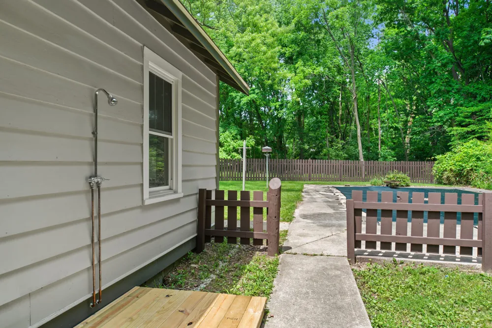 12241 Flynn Road Sawyer, MI 49125