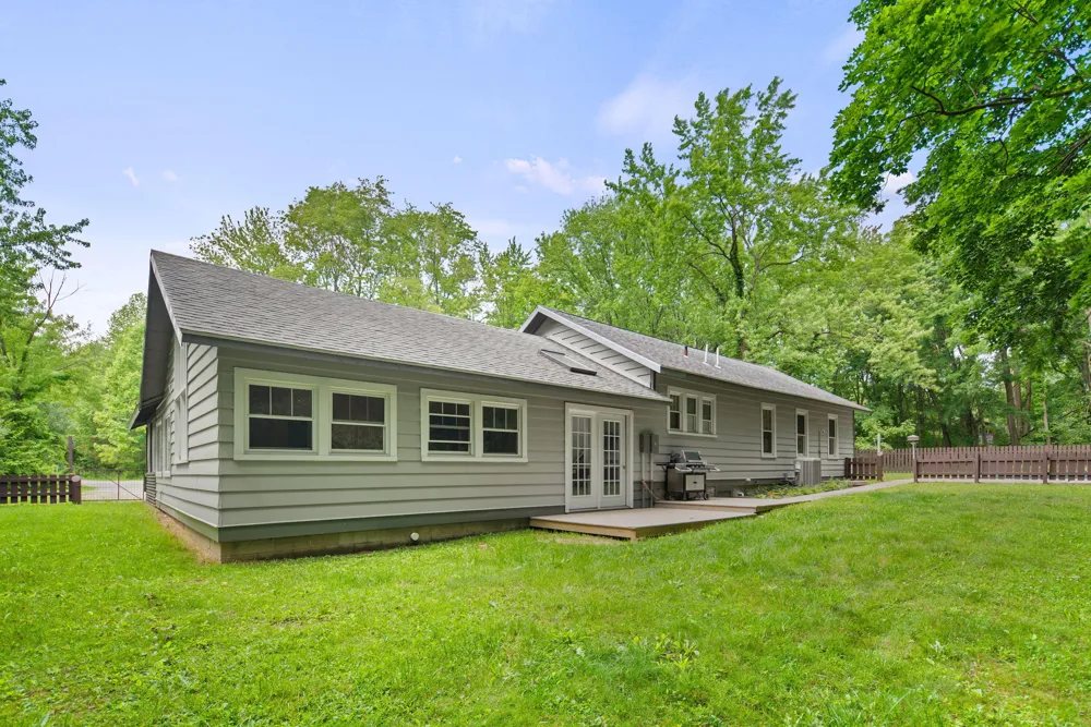 12241 Flynn Road Sawyer, MI 49125