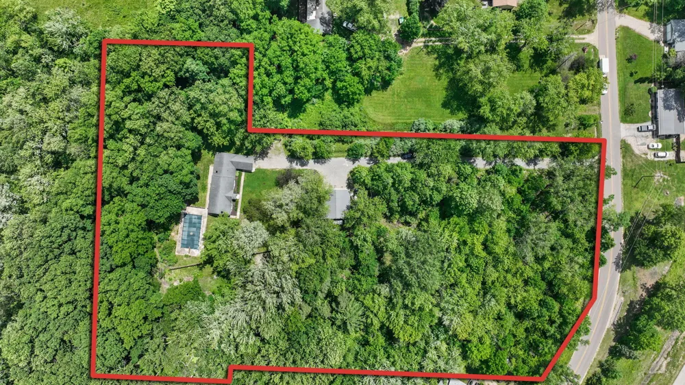 12241 Flynn Road Sawyer, MI 49125