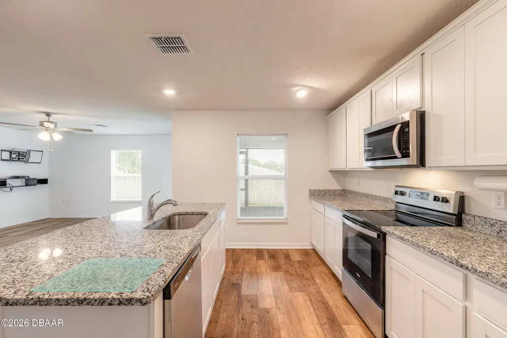 1009 Rosetta Drive Deltona, FL 32725
