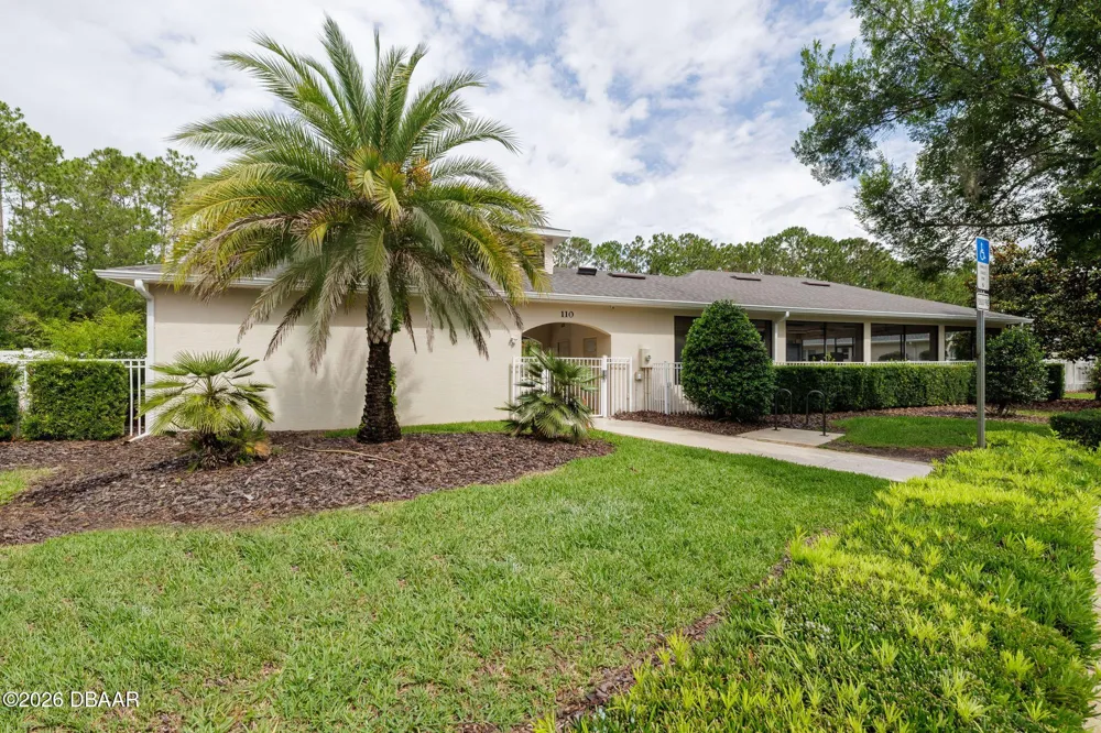 61 Raintree Circle Palm Coast, FL 32164