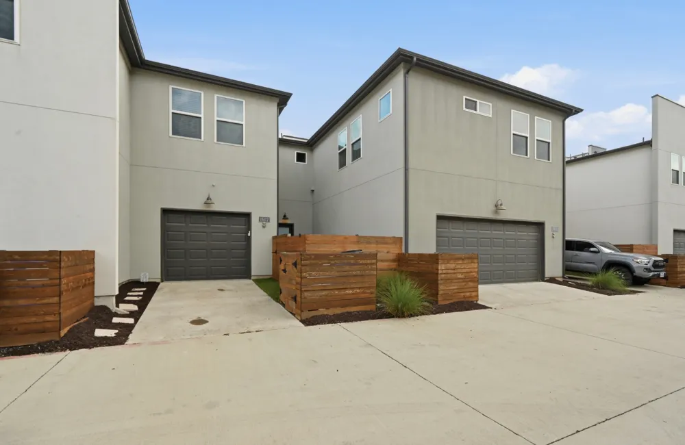 9015 Cattle Baron Path #1602 Austin, TX 78747