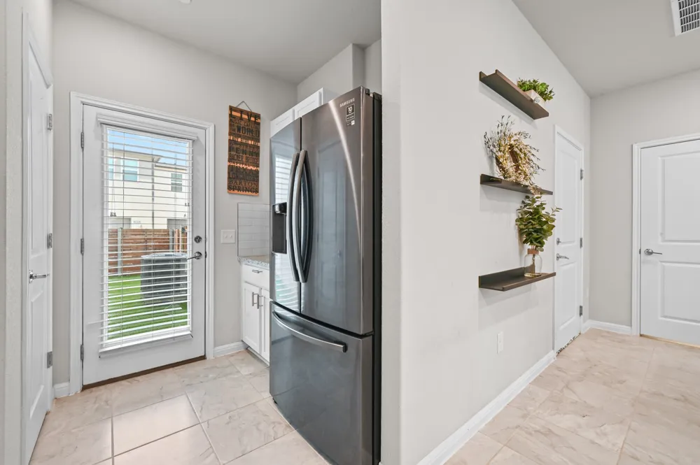 9015 Cattle Baron Path #1602 Austin, TX 78747