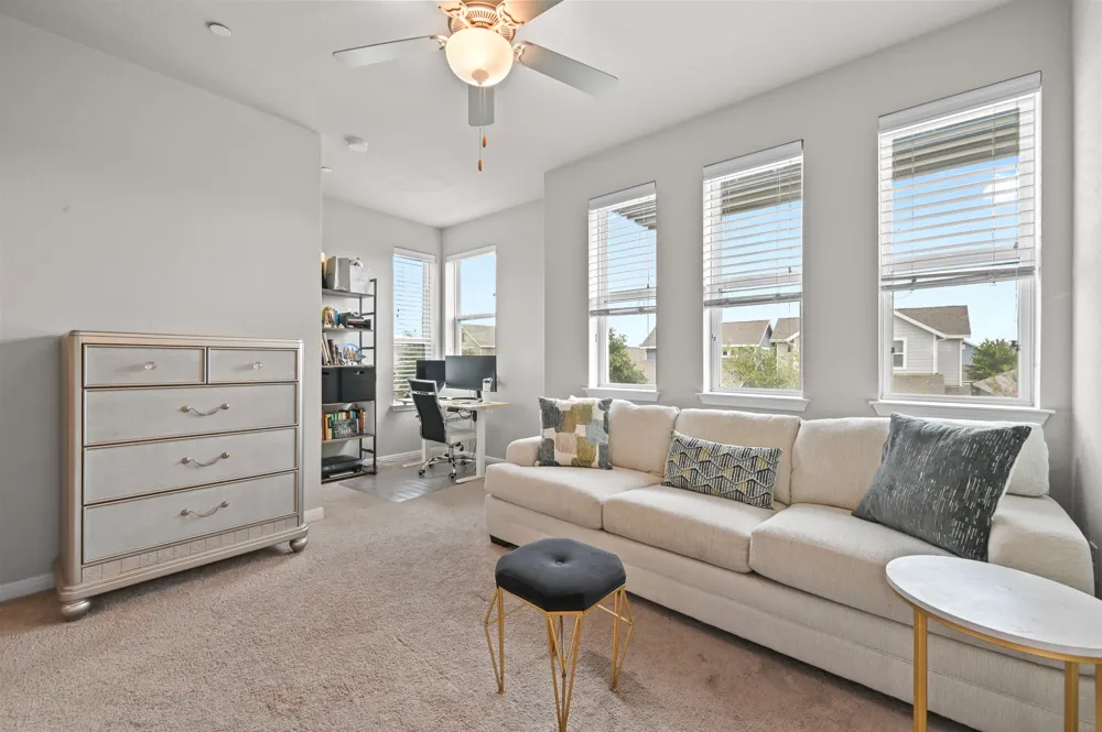 9015 Cattle Baron Path #1602 Austin, TX 78747