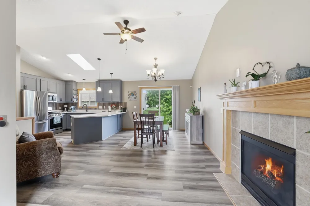 961 Ivy Hills Road Belle Plaine, MN 56011