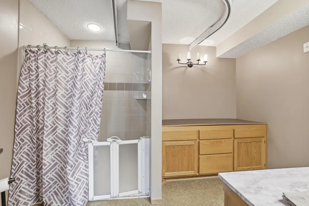 961 Ivy Hills Road Belle Plaine, MN 56011