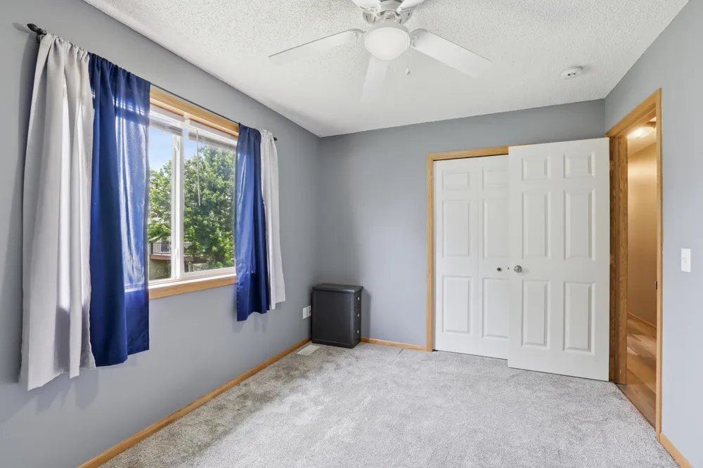 961 Ivy Hills Road Belle Plaine, MN 56011