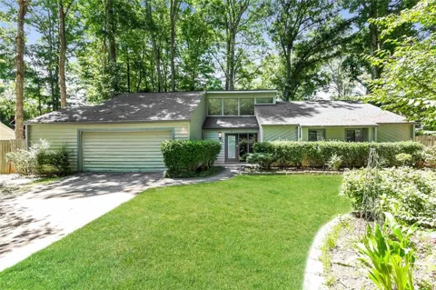 106 Pat Mell Drive