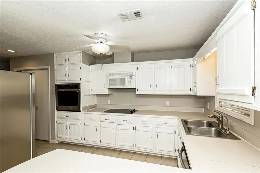 106 Pat Mell Drive Peachtree City, GA 30269