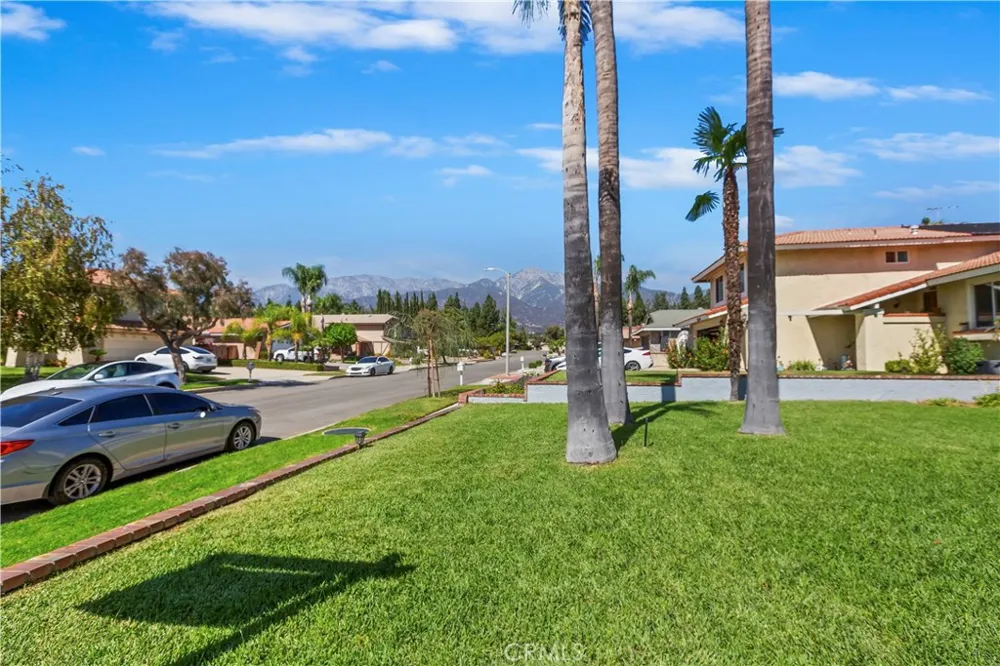 7055 Mango Street Rancho Cucamonga, CA 91701