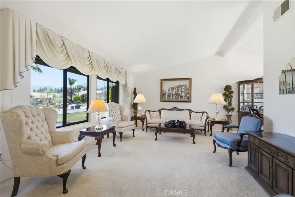 7055 Mango Street Rancho Cucamonga, CA 91701