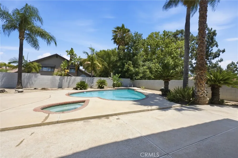 7055 Mango Street Rancho Cucamonga, CA 91701
