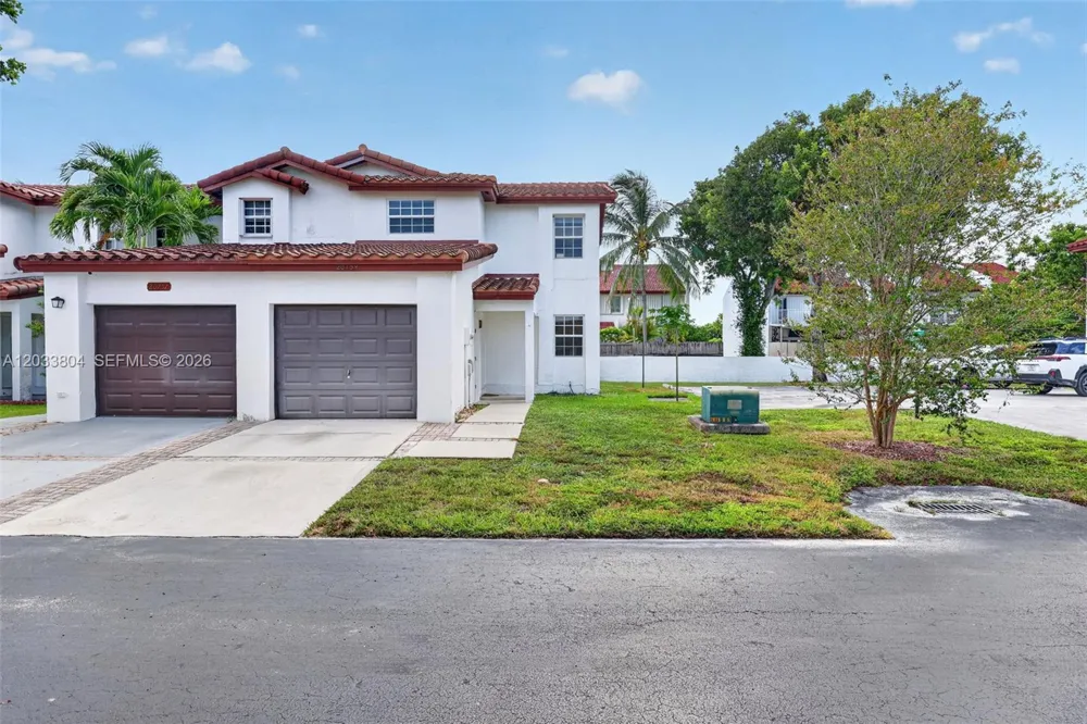 20759 SW 83rd Ave Cutler Bay, FL 33189