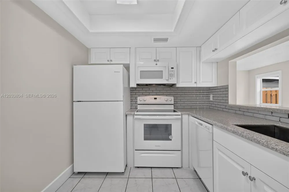 20759 SW 83rd Ave Cutler Bay, FL 33189
