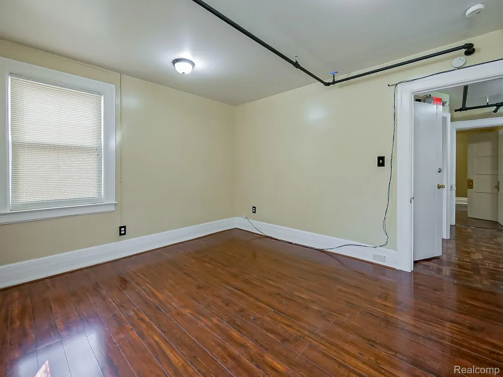 491 E GRAND BOULEVARD Detroit City, MI 48207