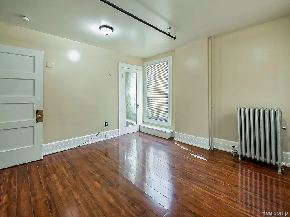 491 E GRAND BOULEVARD Detroit City, MI 48207