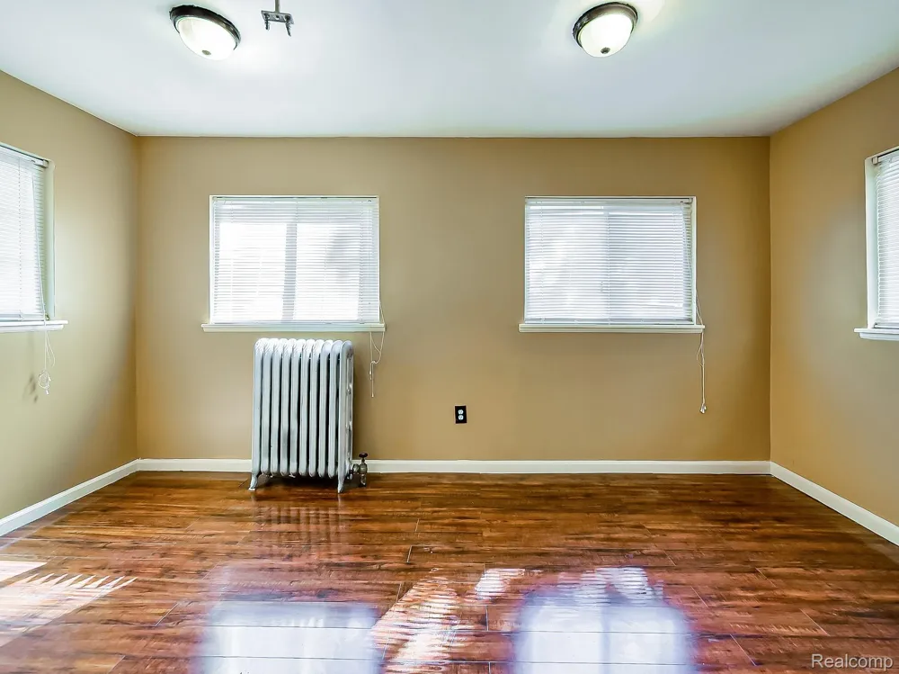 491 E GRAND BOULEVARD Detroit City, MI 48207