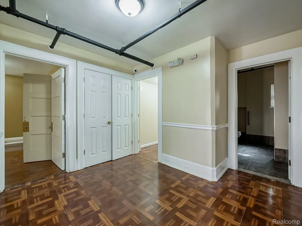491 E GRAND BOULEVARD Detroit City, MI 48207