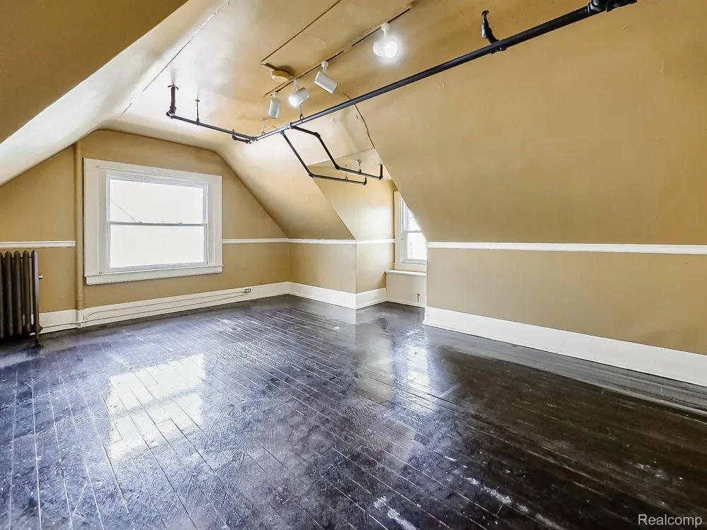 491 E GRAND BOULEVARD Detroit City, MI 48207