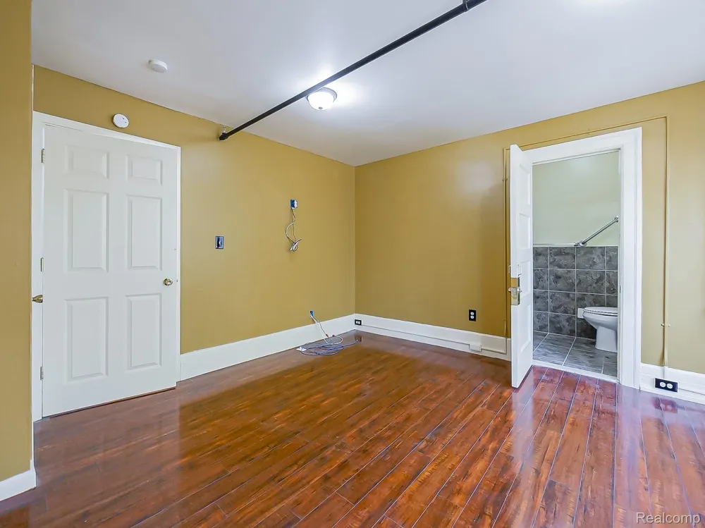 491 E GRAND BOULEVARD Detroit City, MI 48207