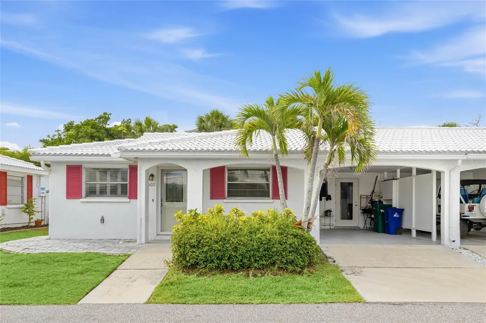 602 SPANISH DRIVE S #115 Longboat Key, FL 34228