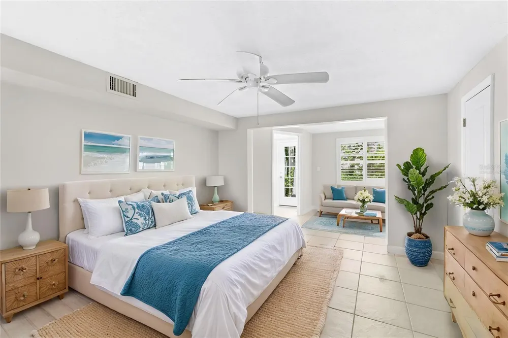 602 SPANISH DRIVE S #115 Longboat Key, FL 34228