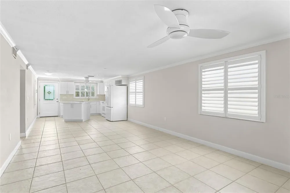 602 SPANISH DRIVE S #115 Longboat Key, FL 34228