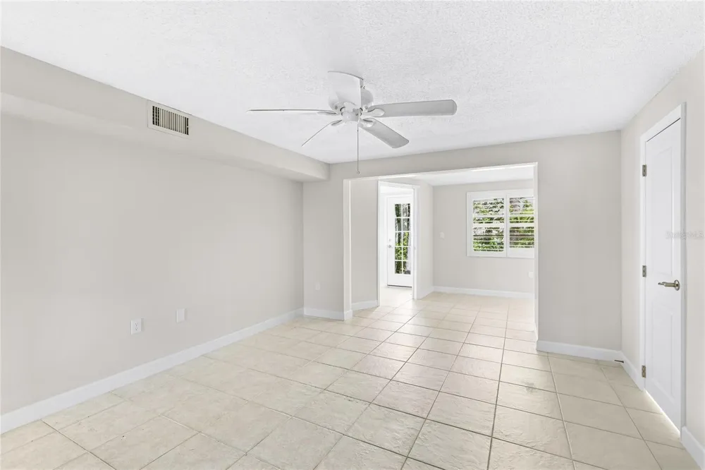 602 SPANISH DRIVE S #115 Longboat Key, FL 34228