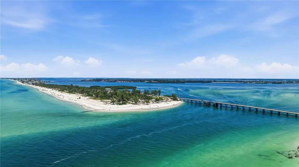 602 SPANISH DRIVE S #115 Longboat Key, FL 34228