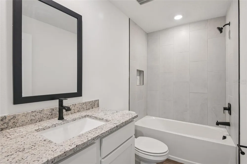 14034 RICEBIRD AVENUE Weeki Wachee, FL 34614