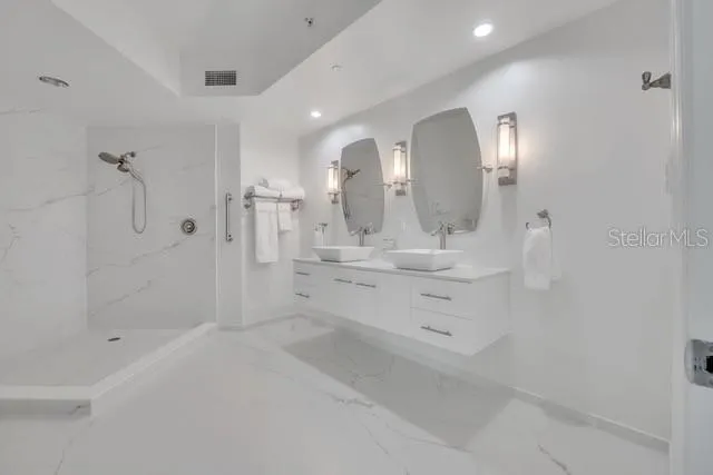 231 RIVERSIDE DRIVE #709-1 Daytona Beach, FL 32117