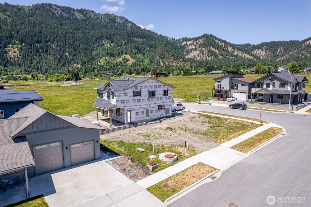 337 Alpenglow Leavenworth, WA 98826