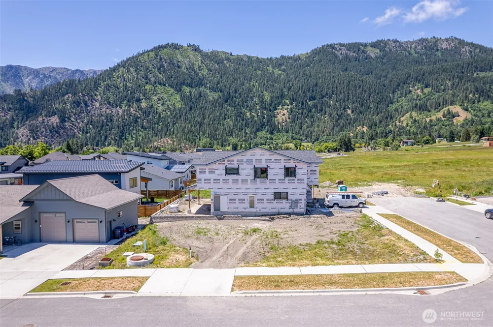 337 Alpenglow Leavenworth, WA 98826