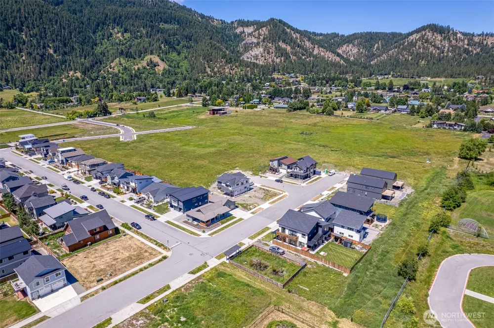 337 Alpenglow Leavenworth, WA 98826