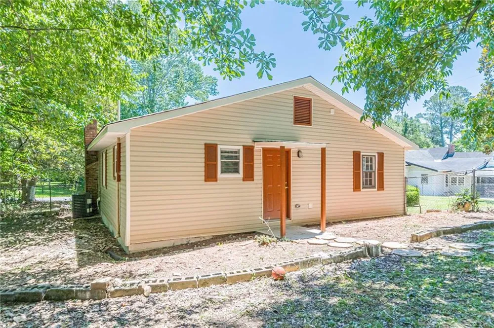 328 Carter Street Greenville, GA 30222