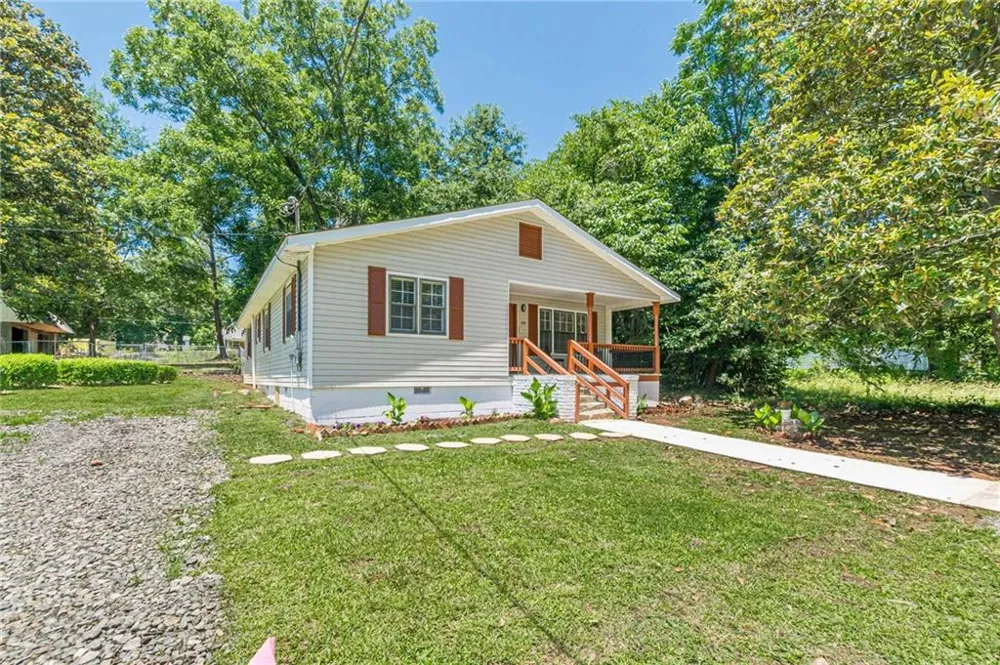 328 Carter Street Greenville, GA 30222