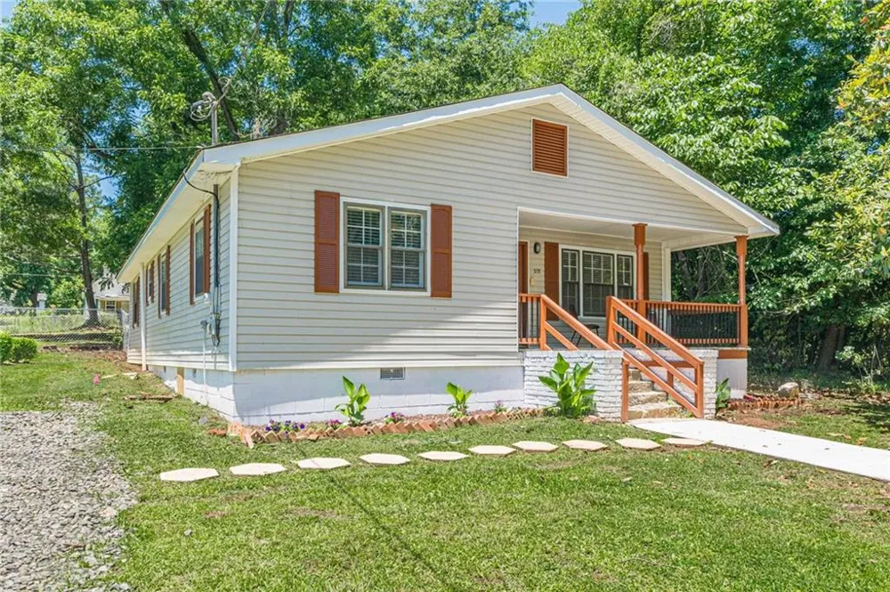 328 Carter Street Greenville, GA 30222