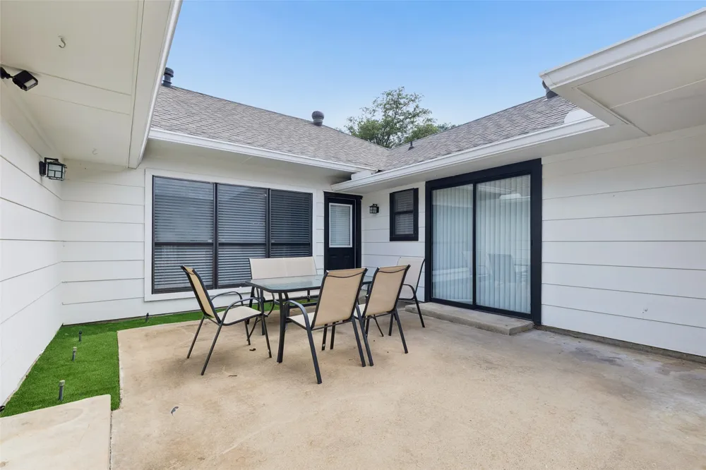 2405 Hanover Court Rowlett, TX 75088