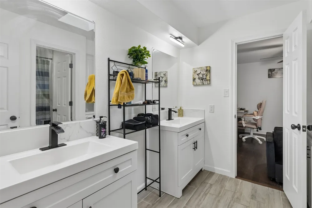 2405 Hanover Court Rowlett, TX 75088