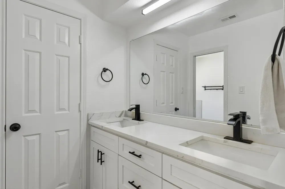 2405 Hanover Court Rowlett, TX 75088