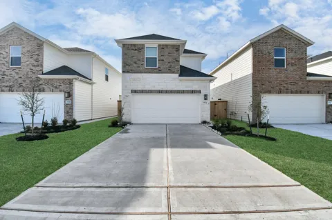 1534 Revolution Way