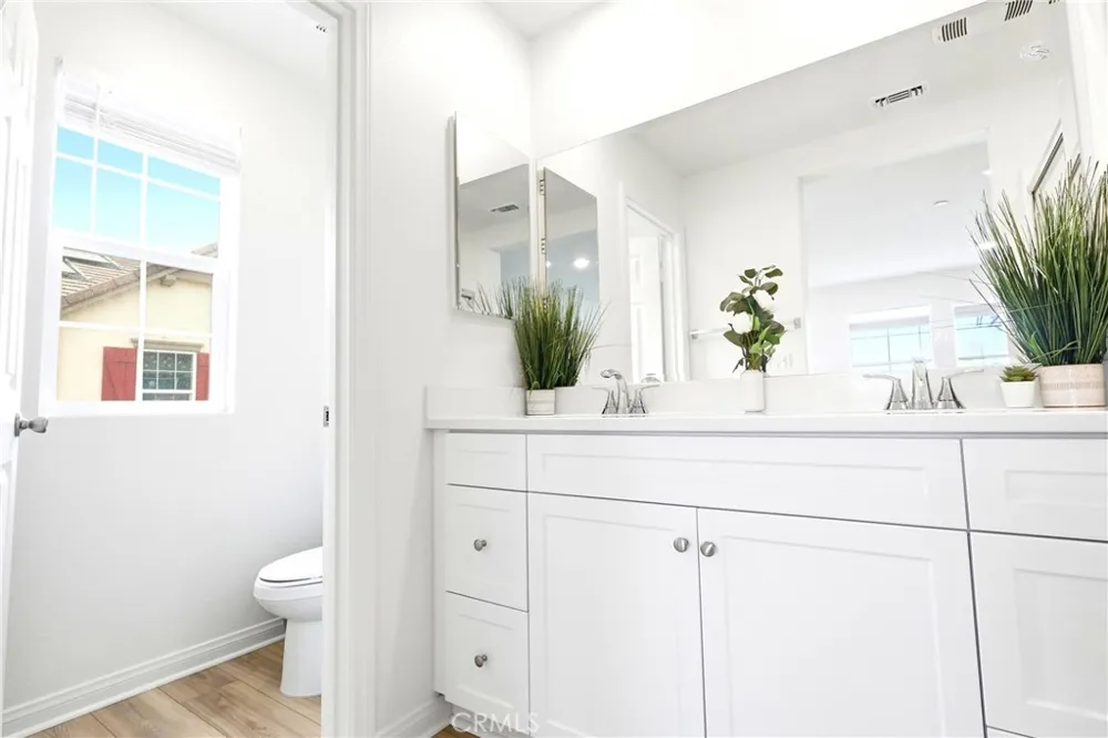 4005 E Carmel Privado Avenue Ontario, CA 91761