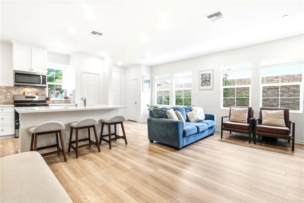 4005 E Carmel Privado Avenue Ontario, CA 91761