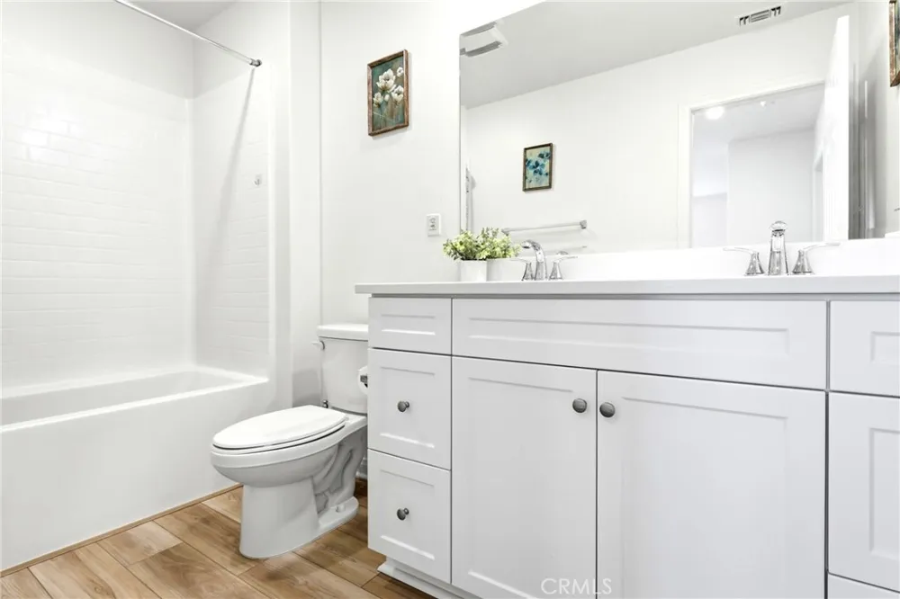4005 E Carmel Privado Avenue Ontario, CA 91761